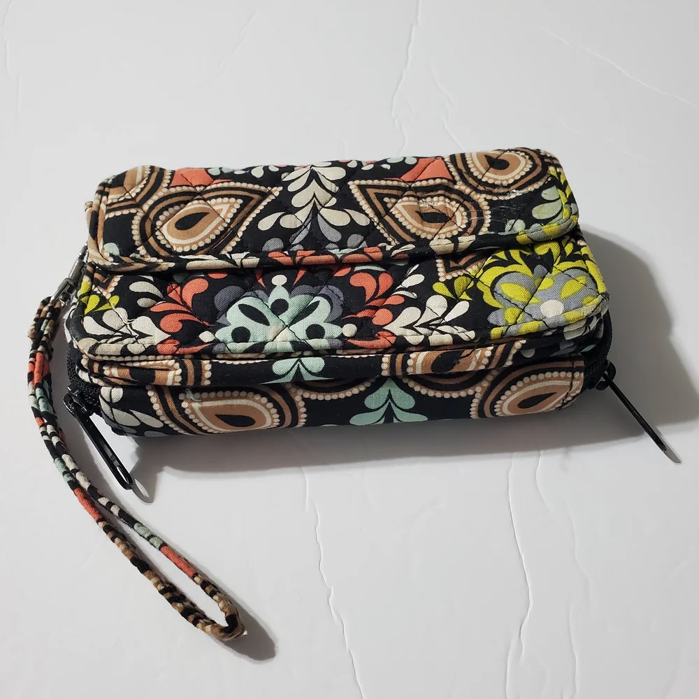 Vera Bradley Black Multi Quilted Wristlet Wallet with Floral Paisley Print - Picture 16 of 16